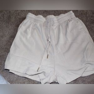 H&M Basics | Tan Lounge Shorts